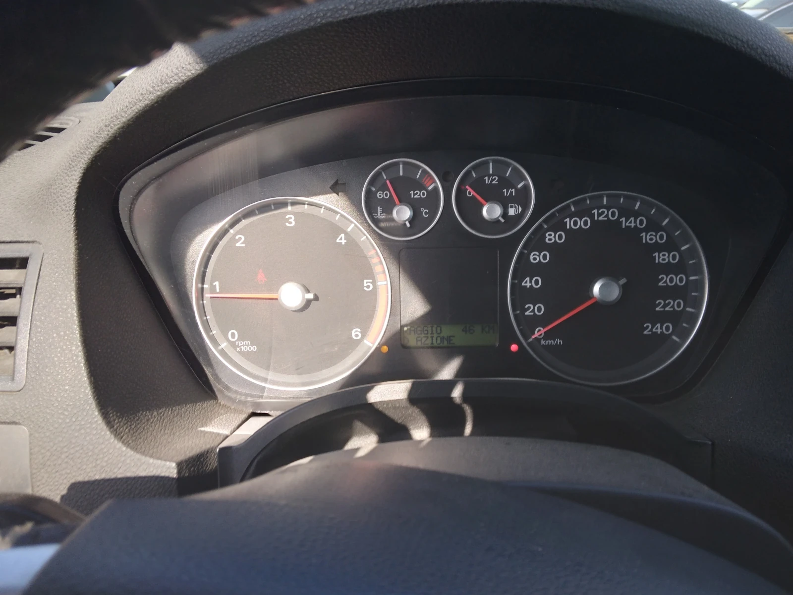 Ford C-max, снимка 6 - Автомобили и джипове - 53825546