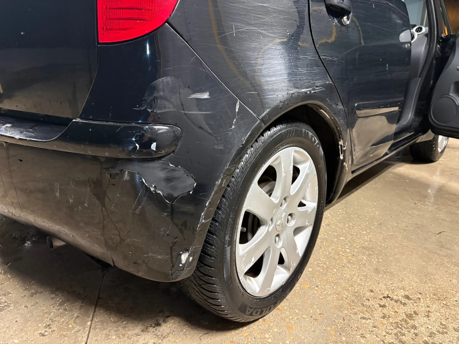 Mitsubishi Colt, снимка 8 - Автомобили и джипове - 53826408