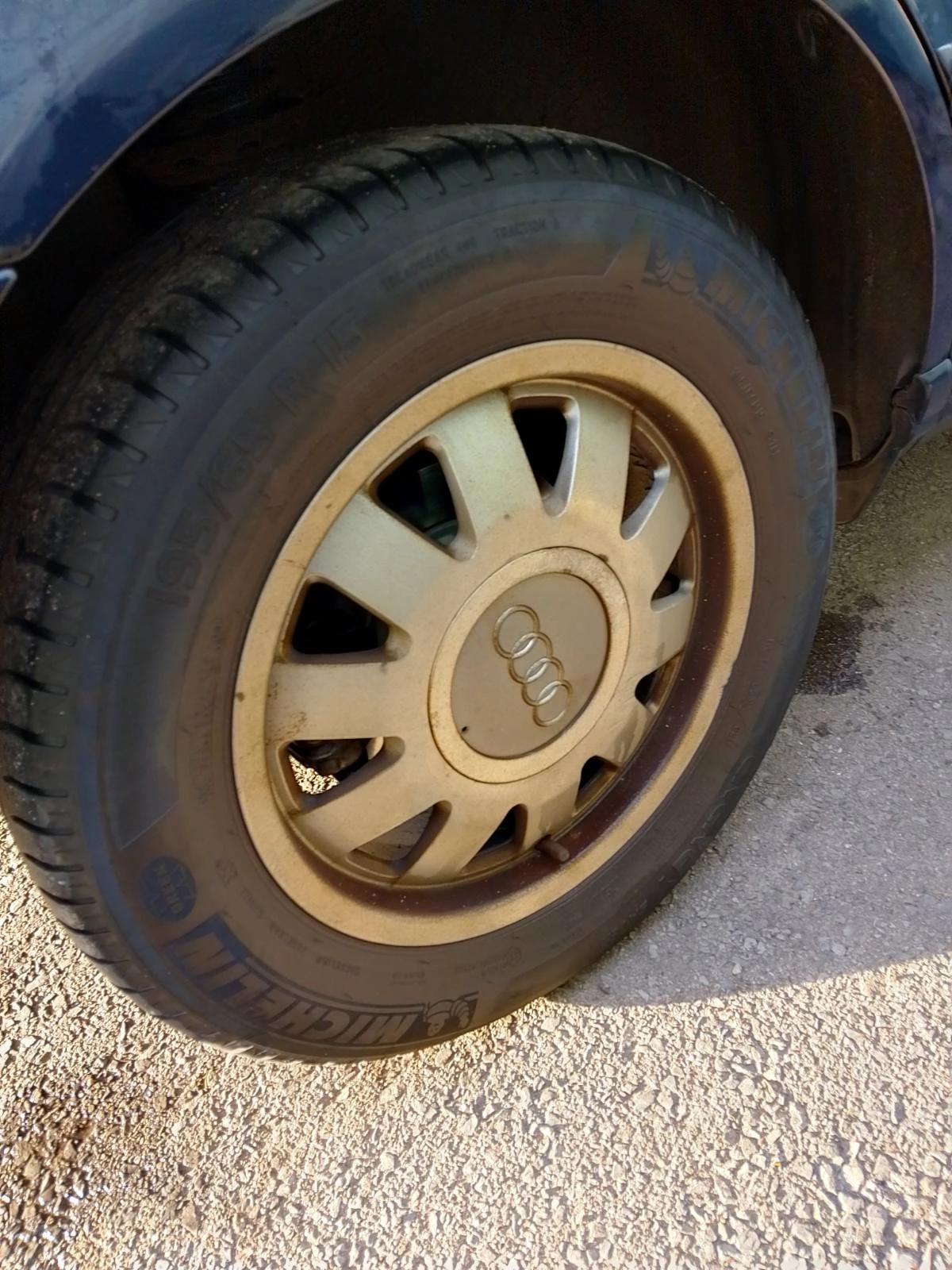 Audi A4 1.9 TDI уникат, снимка 4 - Автомобили и джипове - 53835174