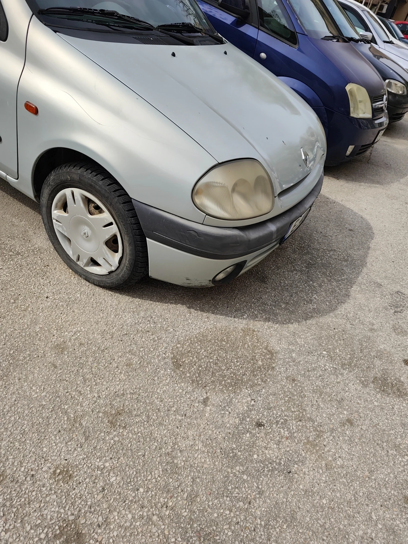Renault Clio, снимка 12 - Автомобили и джипове - 54225427