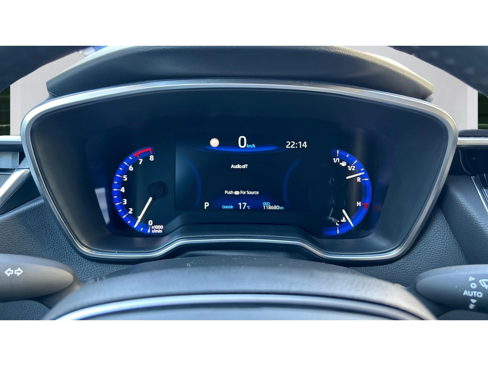 Toyota Corolla 1.5i A/T, Месечна вноска от 198  , снимка 12 - Автомобили и джипове - 54220161