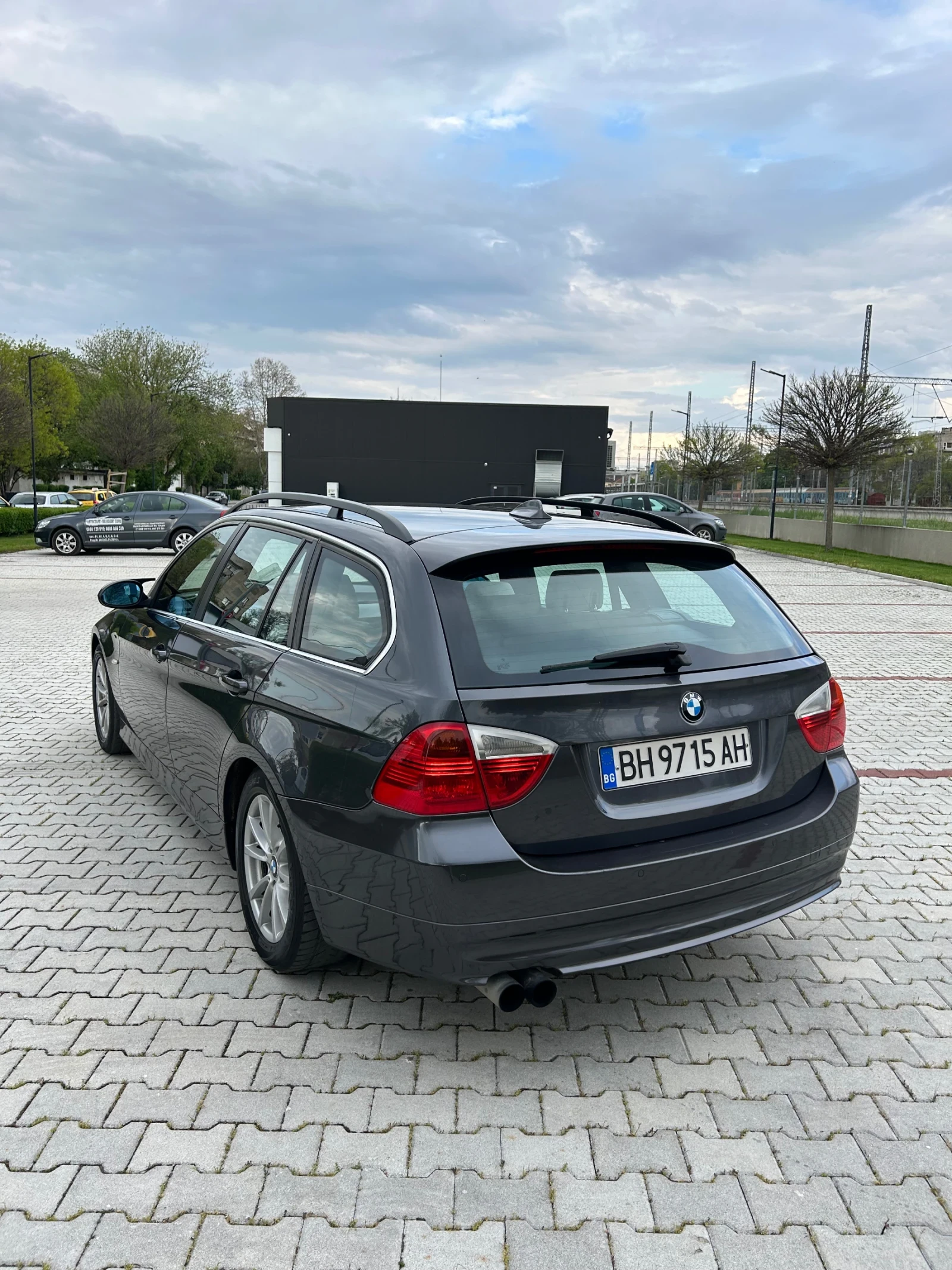 BMW 325 325i, снимка 3 - Автомобили и джипове - 54240575