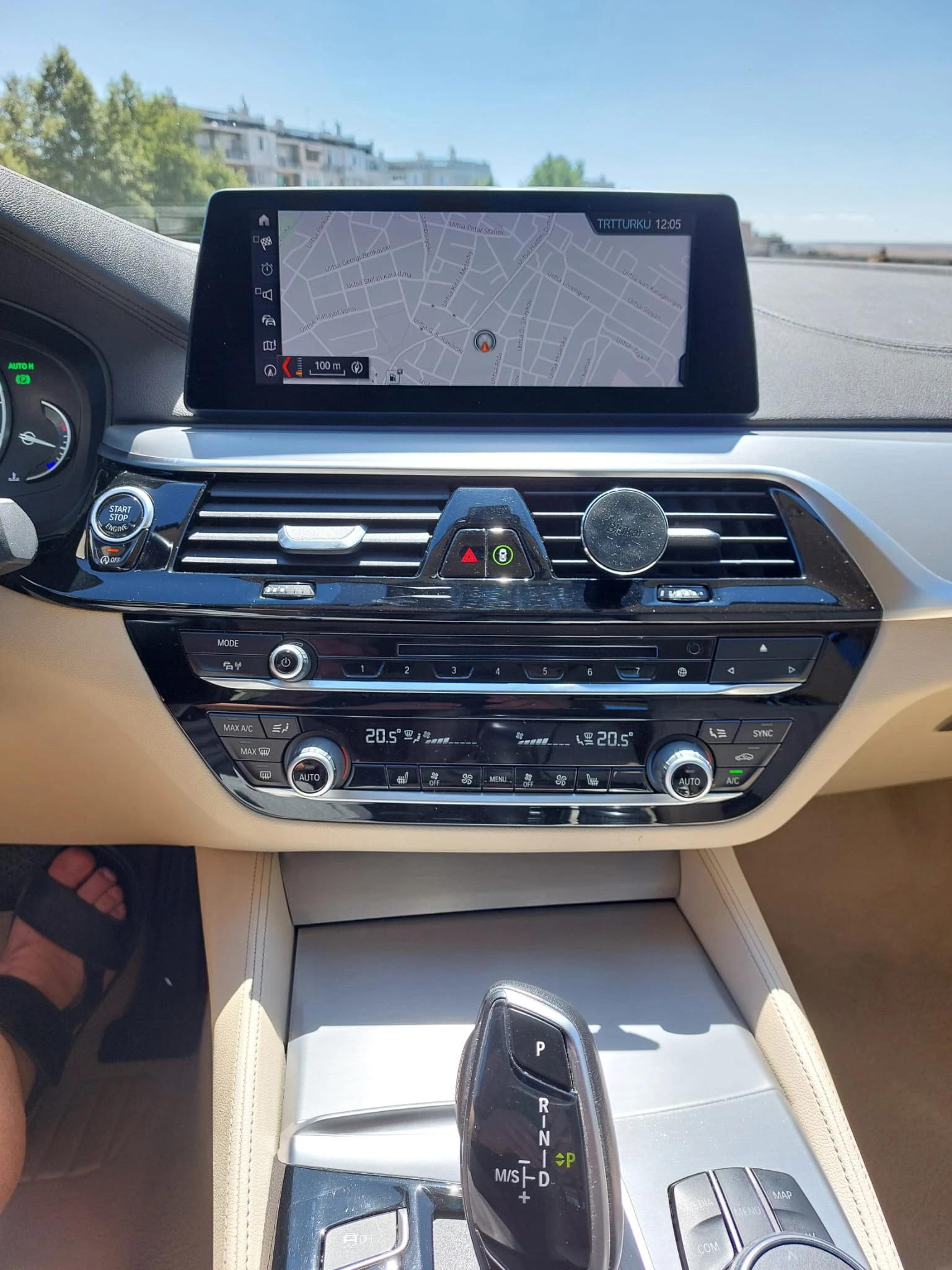 BMW 530 LUXURY line, снимка 10 - Автомобили и джипове - 54281961