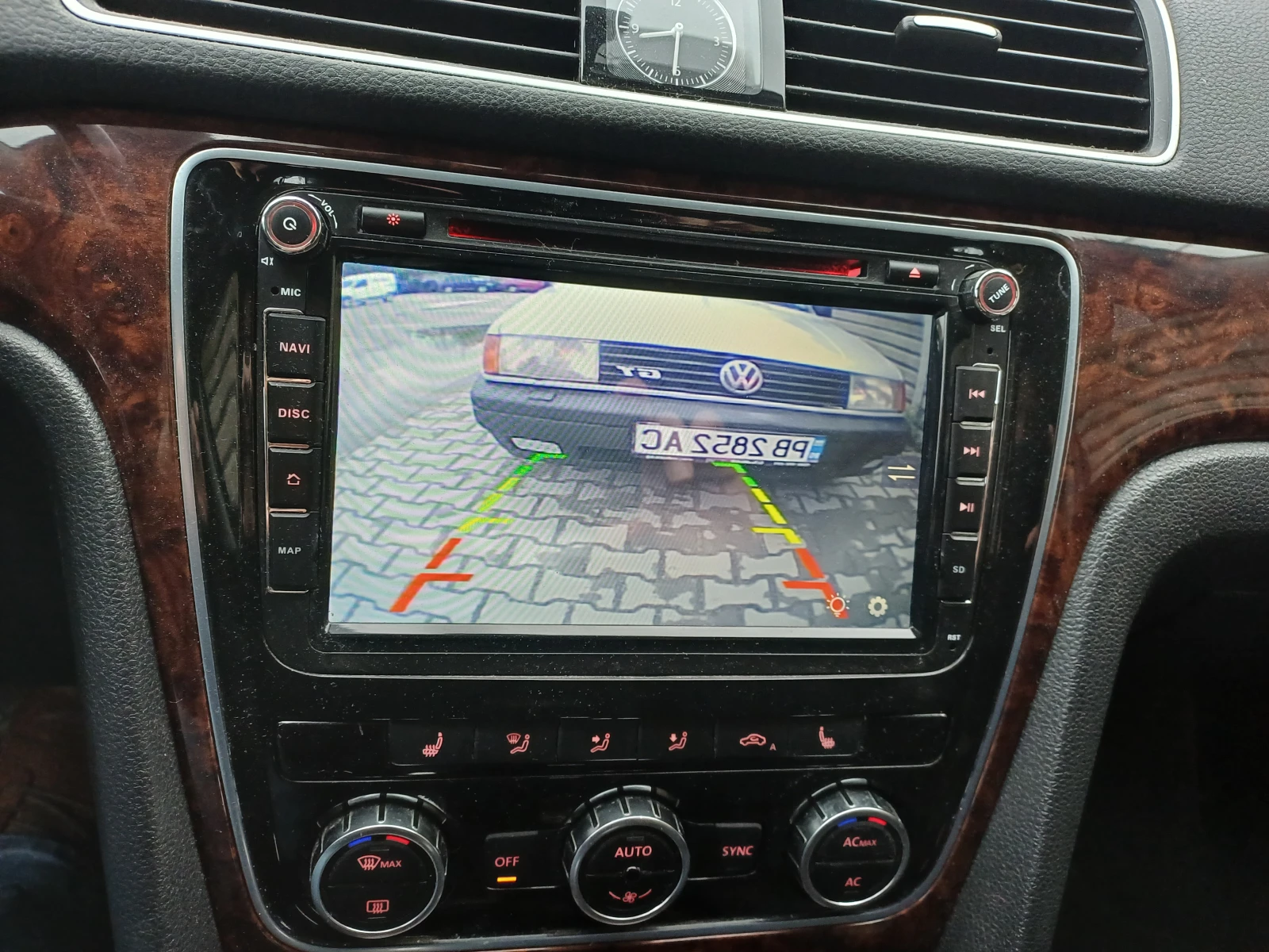 VW Passat 2.5 NMS, снимка 10 - Автомобили и джипове - 54359266
