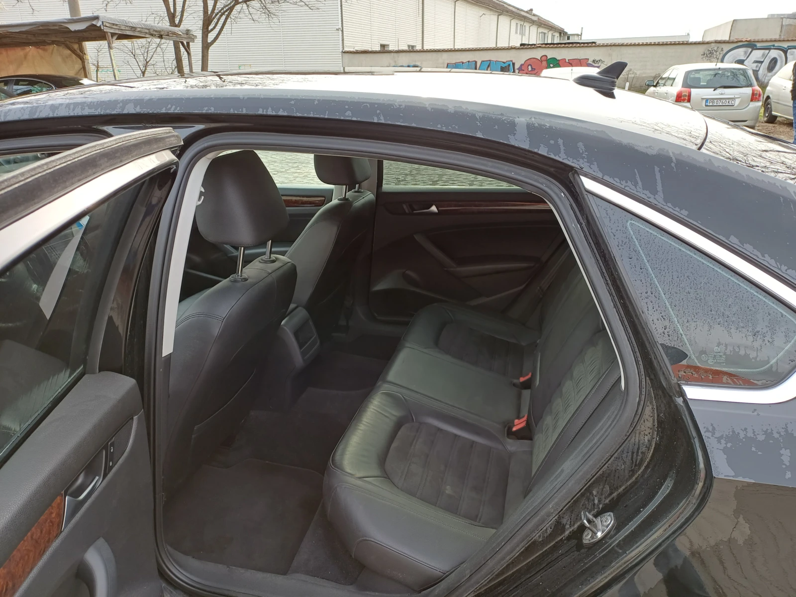 VW Passat 2.5 NMS, снимка 6 - Автомобили и джипове - 54359266