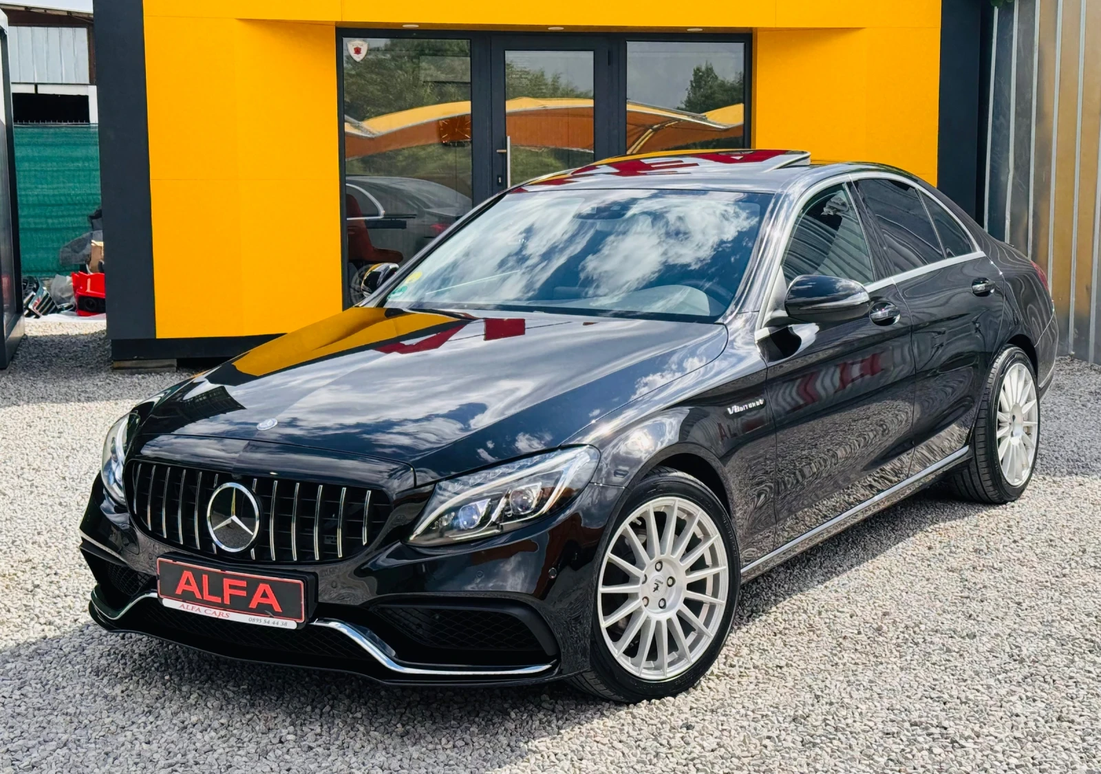 Mercedes-Benz C 220 d/СЕДАН/6.3 AMG/V8 TUNING/ПОРЪЧКОВ/ТОП ВИЗИЯ///, снимка 3 - Автомобили и джипове - 54766573