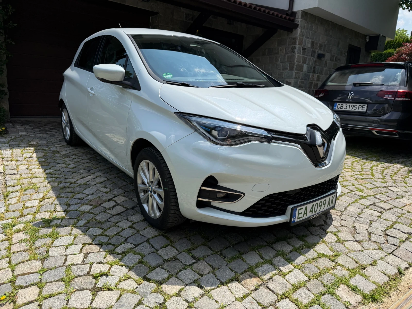 Renault Zoe R135, снимка 3 - Автомобили и джипове - 54802047