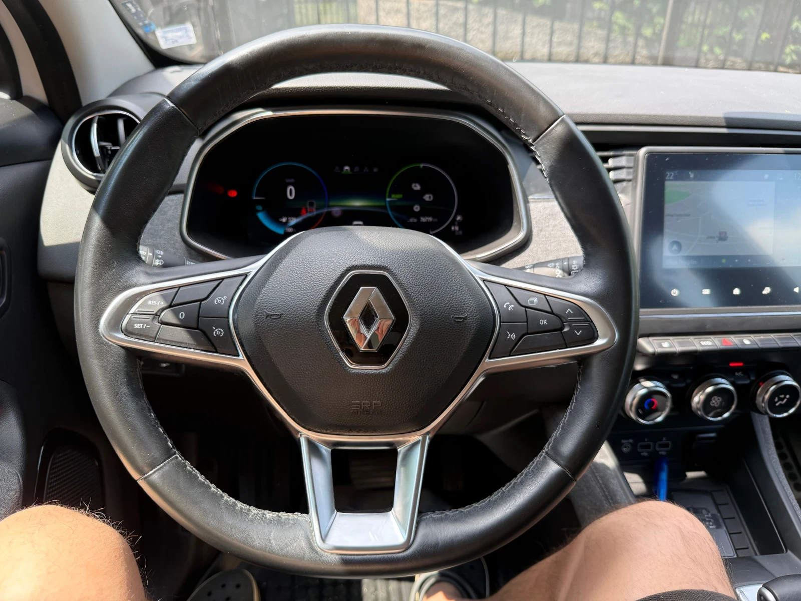 Renault Zoe R135, снимка 11 - Автомобили и джипове - 54802047