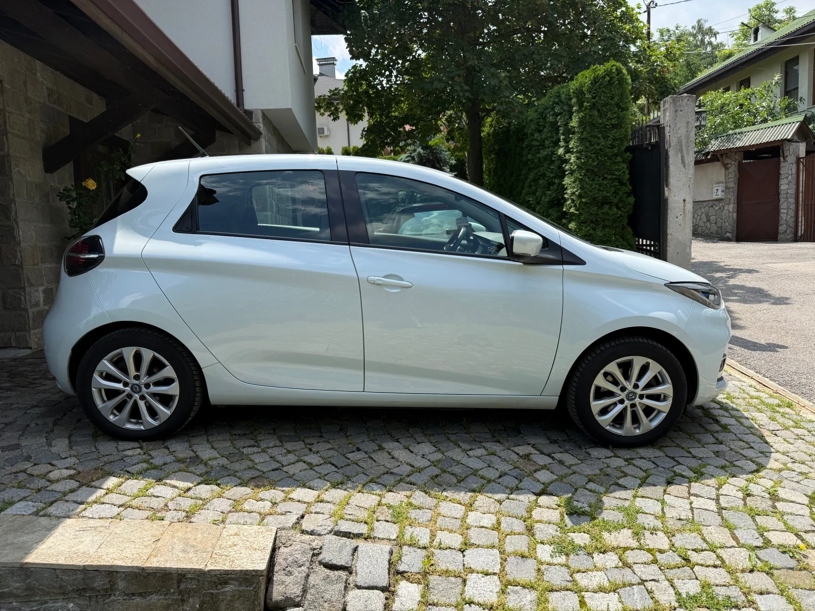 Renault Zoe R135, снимка 4 - Автомобили и джипове - 54802047
