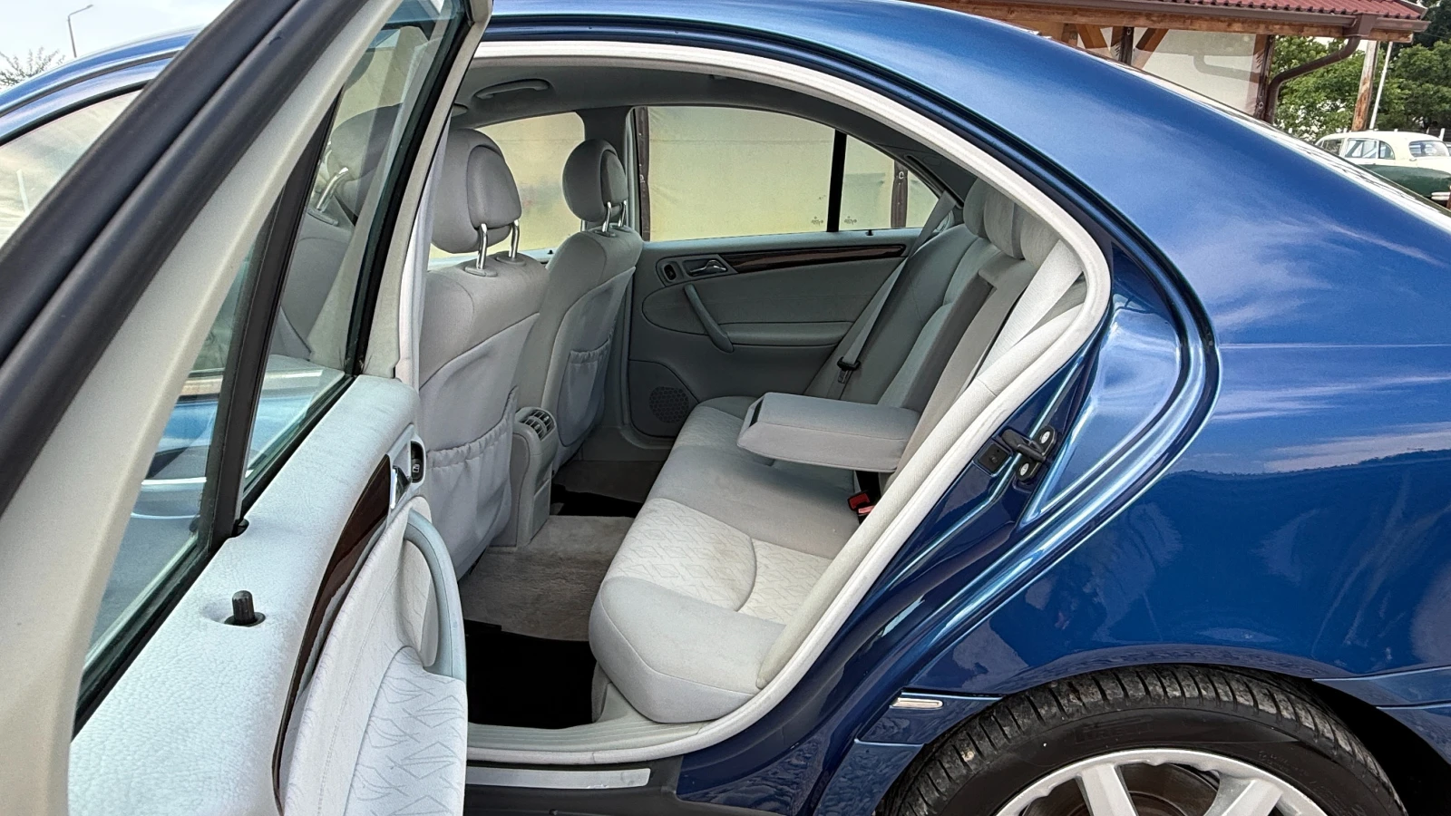 Mercedes-Benz C 270 C270CDI-170кс/ELEGANCE/НОВ ВНОС ОТ ИТАЛИЯ, снимка 15 - Автомобили и джипове - 54870644