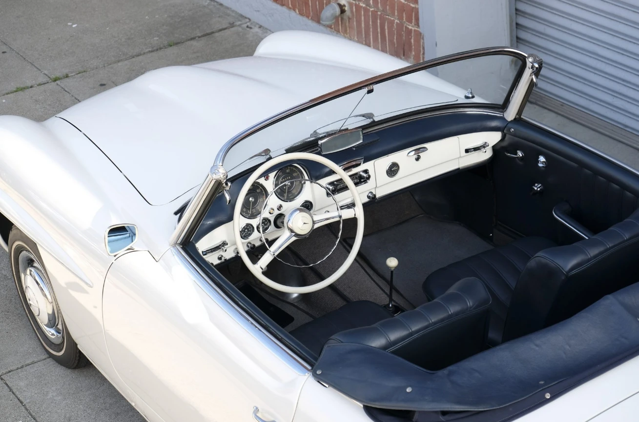 Mercedes-Benz 190 SL, снимка 5 - Автомобили и джипове - 55053158