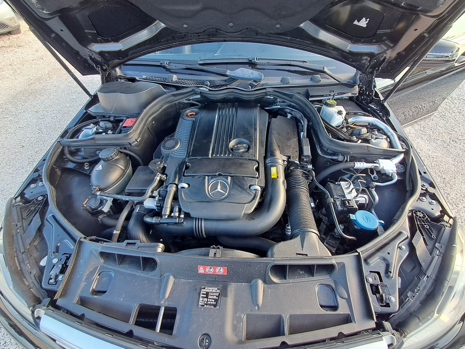 Mercedes-Benz C 200 1.8 i AVANTGARDE НАВИГАЦИЯ, снимка 17 - Автомобили и джипове - 55451145