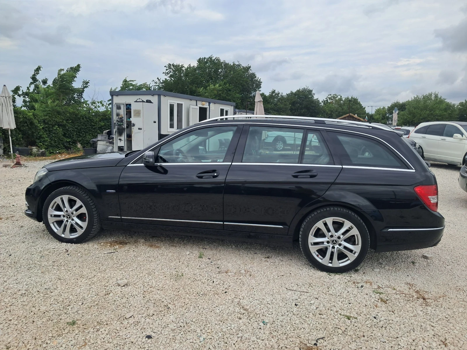 Mercedes-Benz C 200 1.8 i AVANTGARDE НАВИГАЦИЯ, снимка 5 - Автомобили и джипове - 55451145