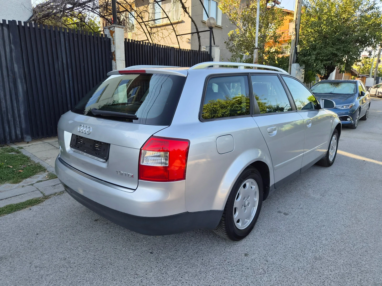 Audi A4 1.9 tdi 131k.s., снимка 5 - Автомобили и джипове - 56119499