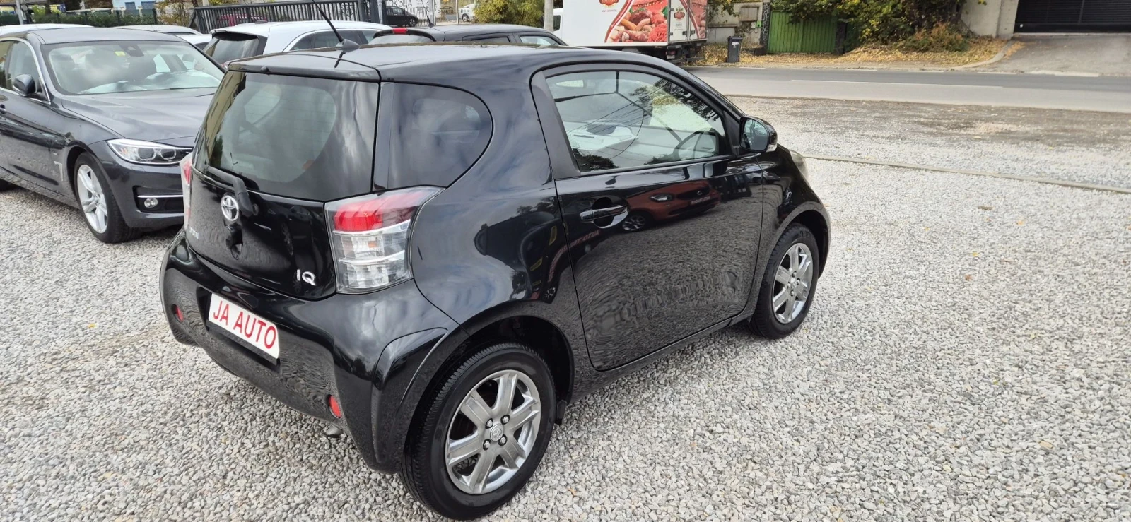 Toyota IQ 1.0-68кс., снимка 5 - Автомобили и джипове - 56723270