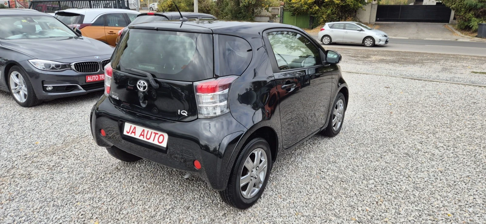 Toyota IQ 1.0-68кс., снимка 6 - Автомобили и джипове - 56723270