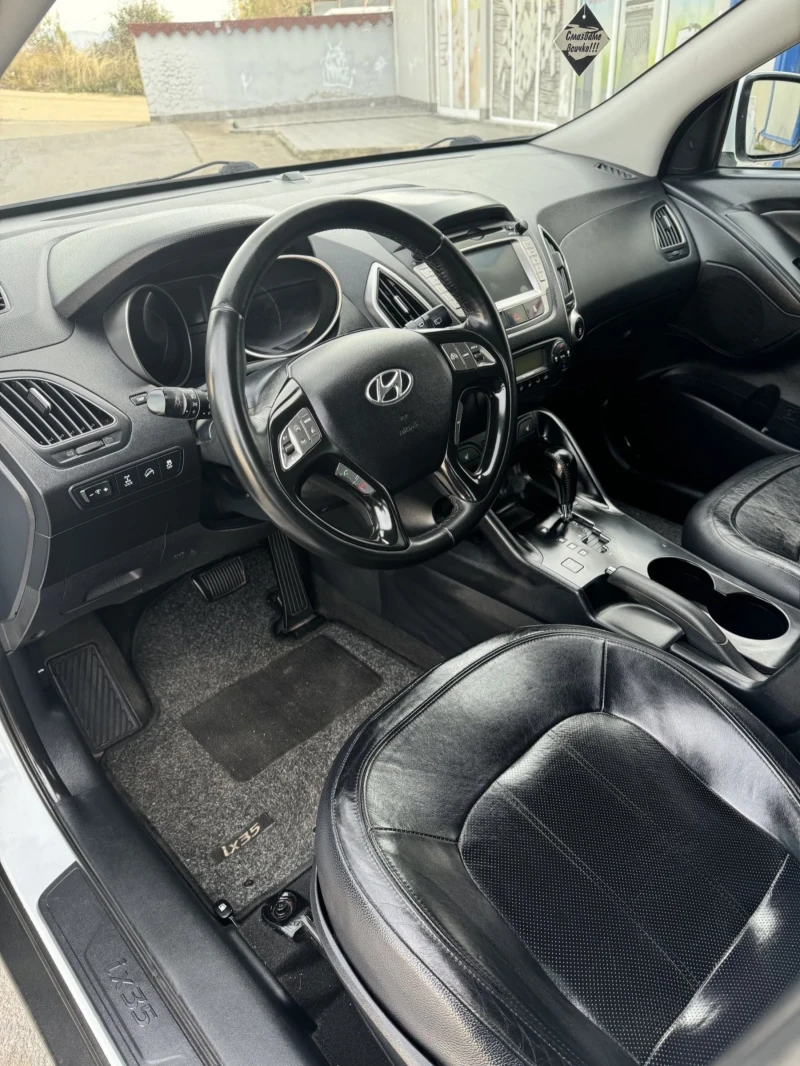 Hyundai IX35 2.0 CRDi 184kc. Автоматик, снимка 13 - Автомобили и джипове - 47638664