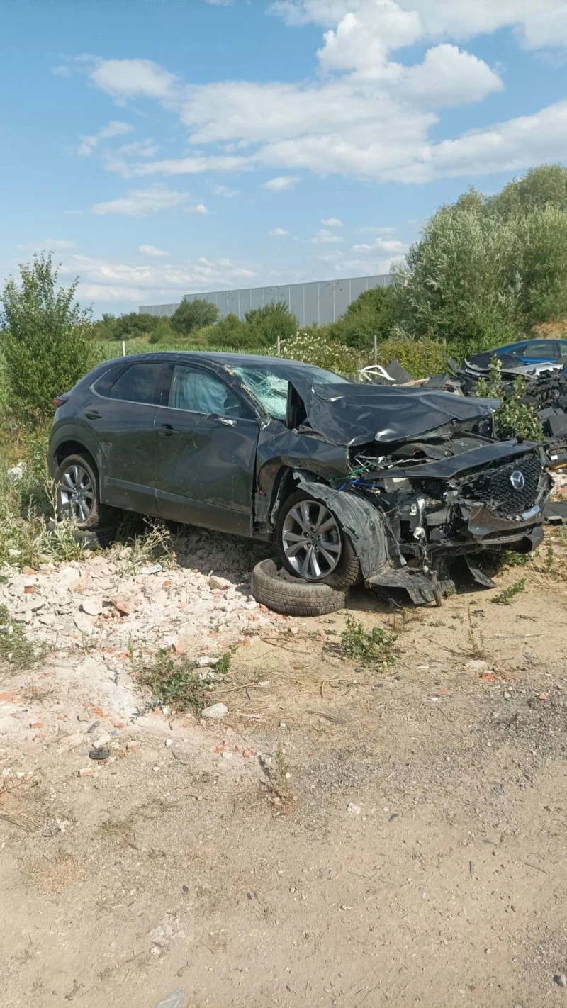 Mazda CX-30 2.0i хибрид тип мотор  HF, снимка 3 - Автомобили и джипове - 50989516