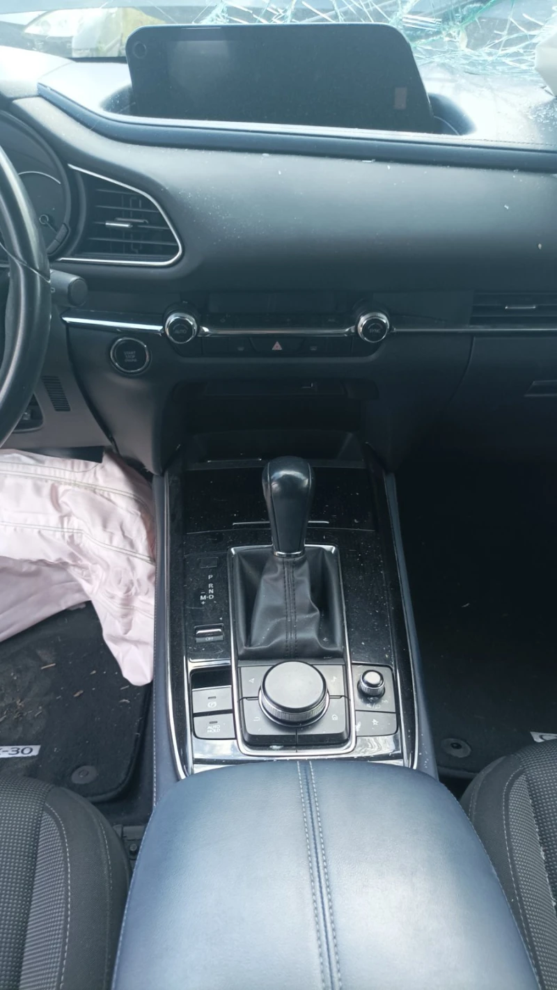Mazda CX-30 2.0i хибрид тип мотор  HF, снимка 7 - Автомобили и джипове - 50989516