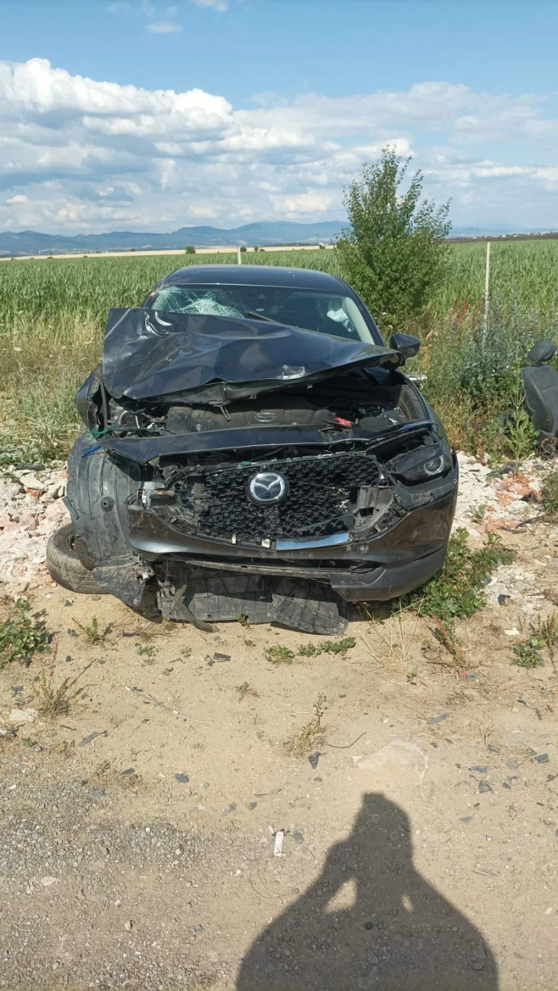 Mazda CX-30 2.0i хибрид тип мотор  HF