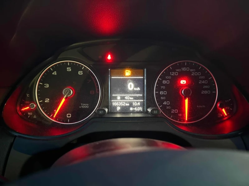 Audi Q5 * 2.0L * ЦЕНА ДО БЪЛГАРИЯ!* , снимка 8 - Автомобили и джипове - 52971022