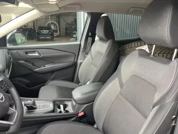 Nissan Qashqai N-Connecta 1, 3 Xtronic 158ps DK, снимка 10 - Автомобили и джипове - 54749447