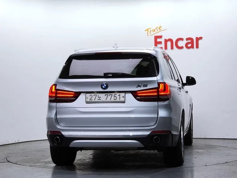 BMW X5 xDrive 30D, снимка 8 - Автомобили и джипове - 56210932