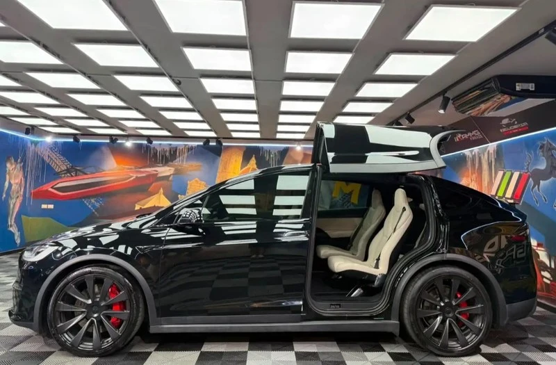 Tesla Model X  Plaid AWD , снимка 2 - Автомобили и джипове - 56726120