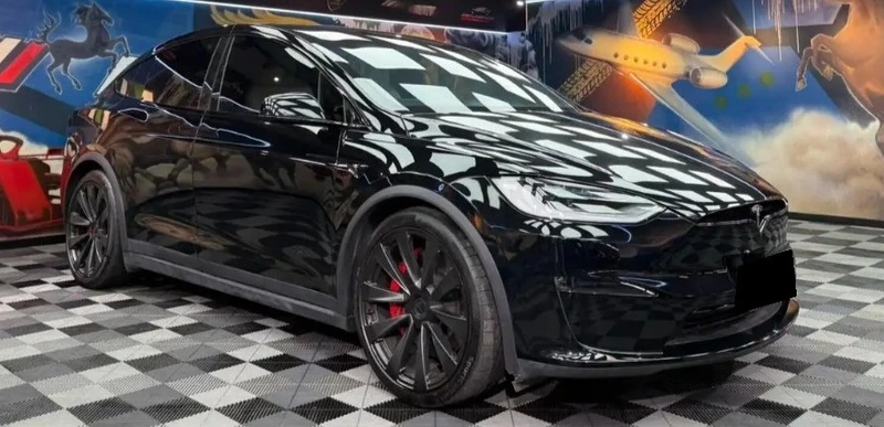 Tesla Model X  Plaid AWD 