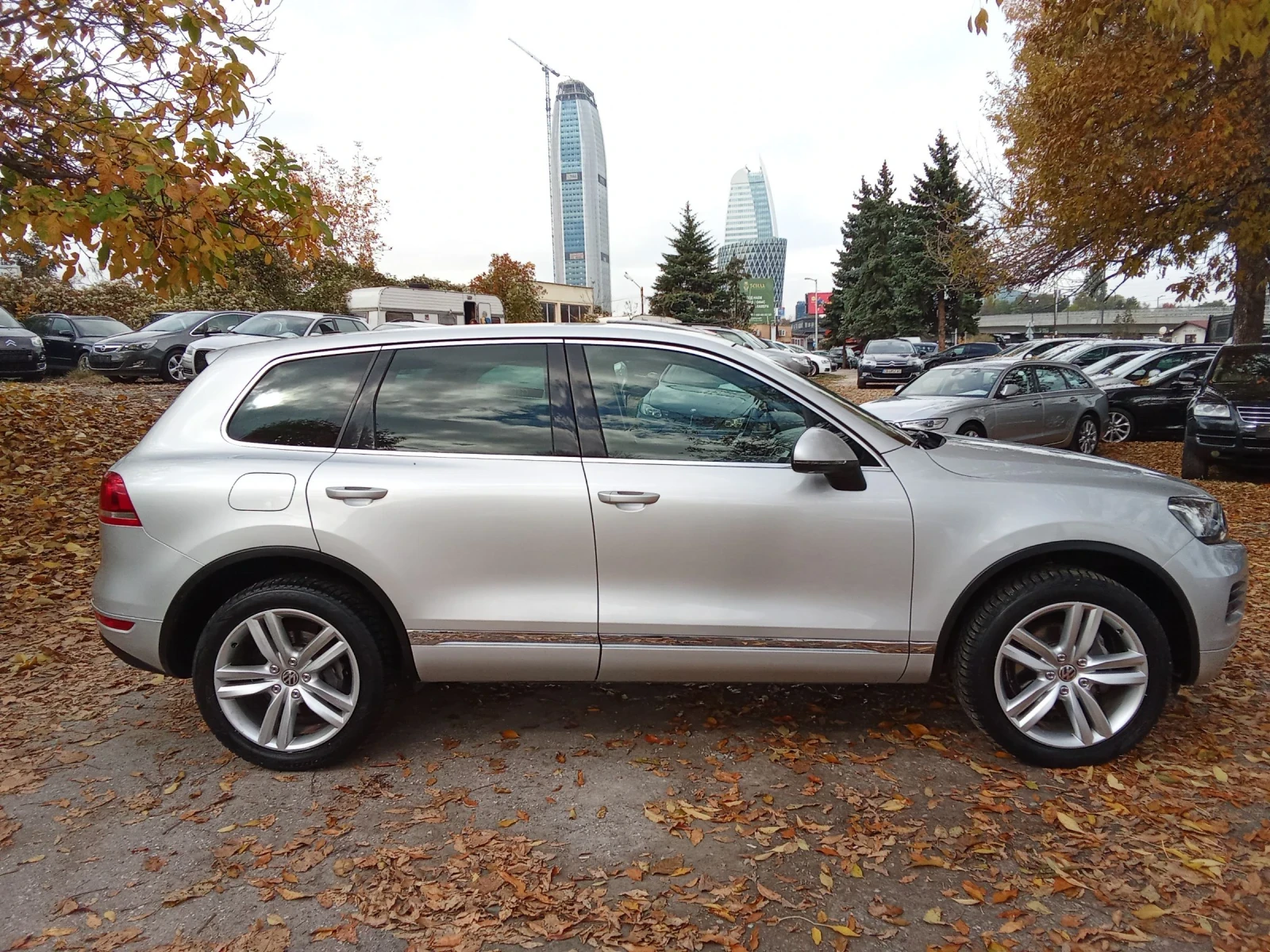 VW Touareg 3.0 TDI-245k.c. | Mobile.bg — изображение 5