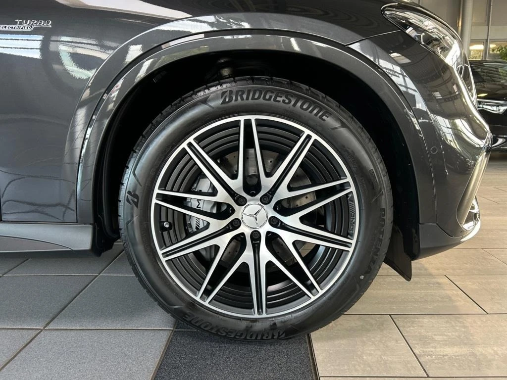 Mercedes-Benz GLC 43 AMG /4-MATIC/ACTIVE RIDE/BURM/PANO/HEAD UP/360/ - изображение 6