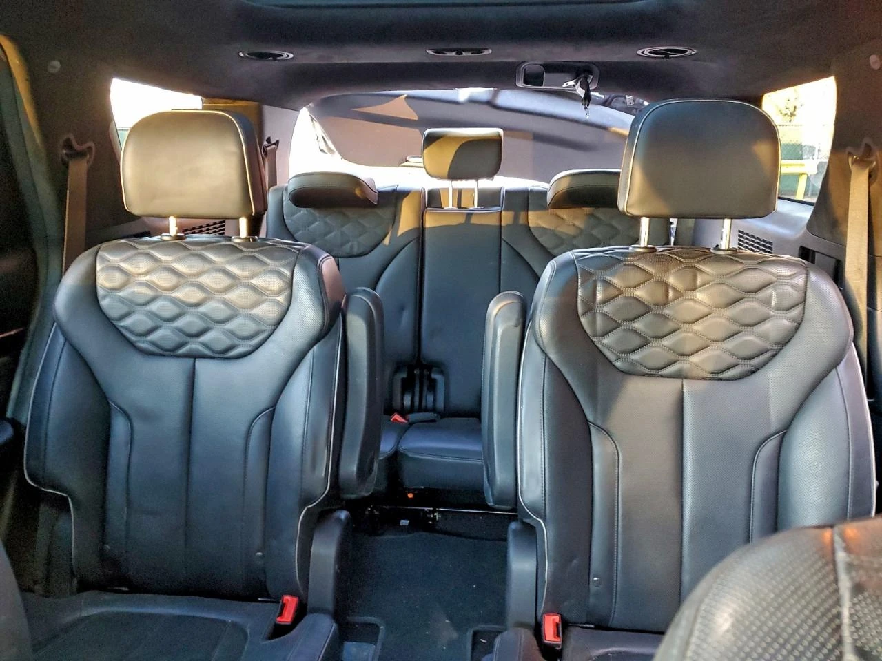 Hyundai Palisade LIMITED AWD* HEAD UP* PANORAMA* ПОДГРЕВ* ОБДУХВАНЕ - изображение 10