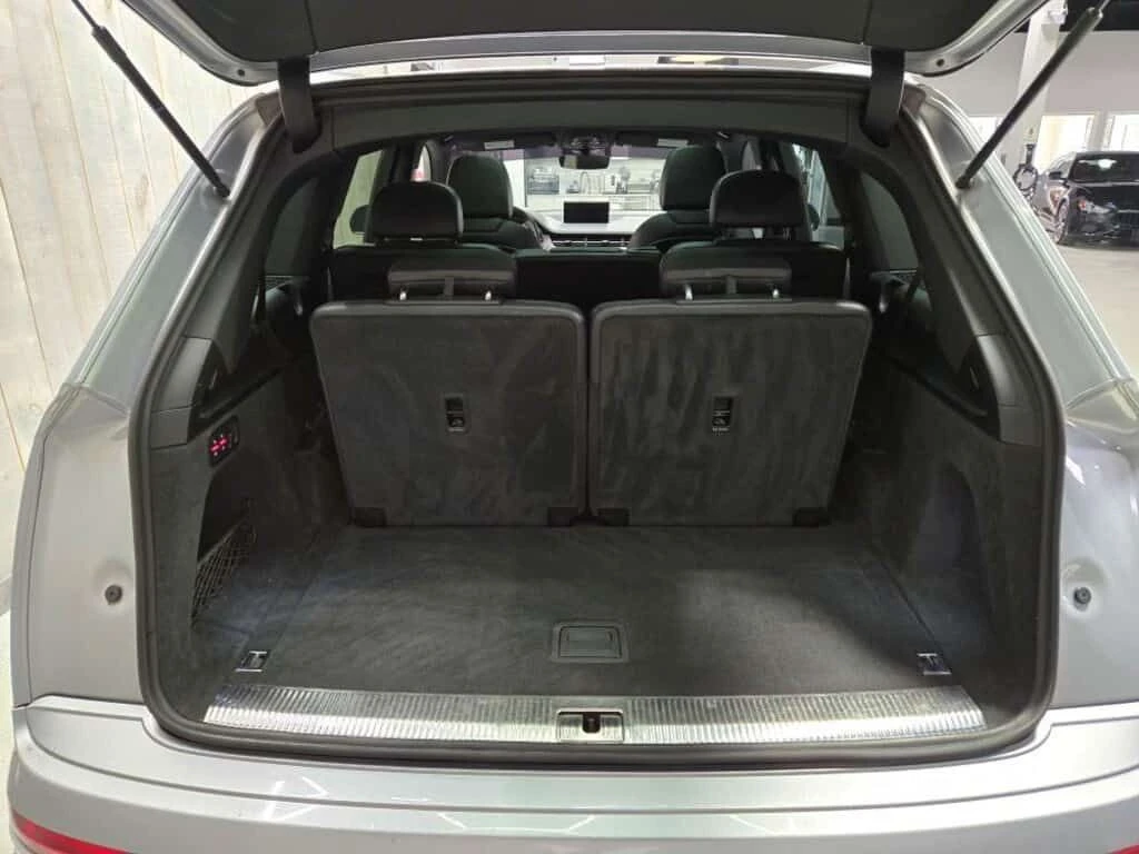 Audi Q7 * Technik 55 TFSI quattro * CARFAX * ЦЕНА ДО БГ, снимка 15 - Автомобили и джипове - 53848768