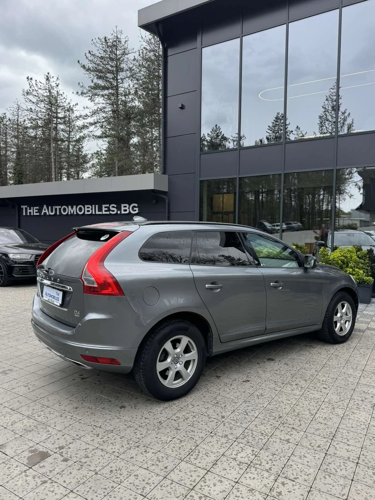 Volvo XC60, снимка 5 - Автомобили и джипове - 54285010