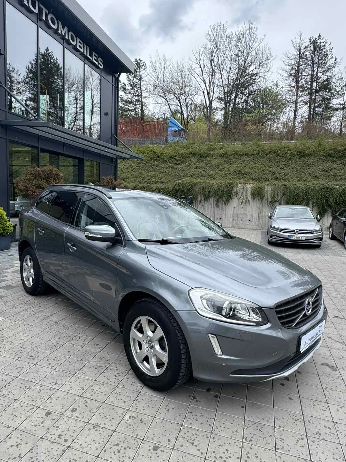 Volvo XC60, снимка 3 - Автомобили и джипове - 54285010