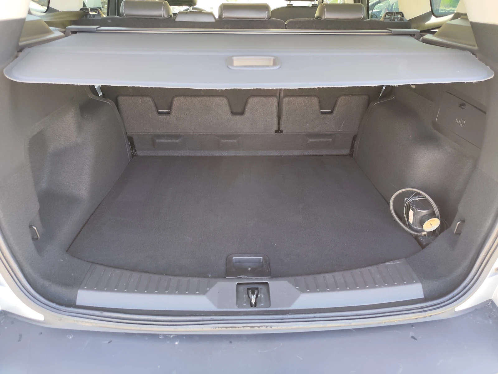 Ford Kuga 2.0TDCi* 4X4* NAVI* KLIMA* EURO6B* , снимка 14 - Автомобили и джипове - 54333501