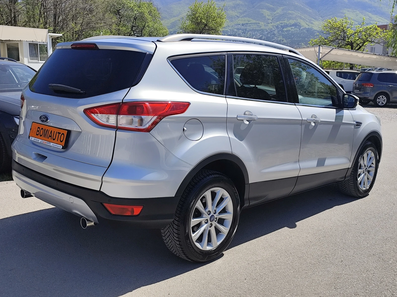Ford Kuga 2.0TDCi* 4X4* NAVI* KLIMA* EURO6B* , снимка 4 - Автомобили и джипове - 54333501
