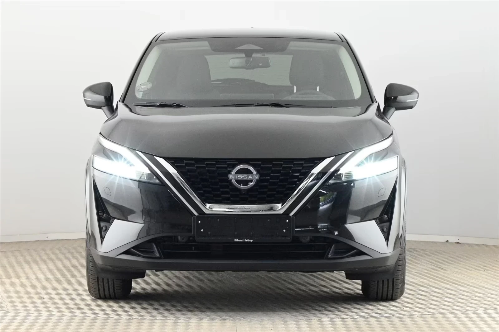 Nissan Qashqai N-Connecta 1, 3 Xtronic 158ps DK, снимка 2 - Автомобили и джипове - 54749447