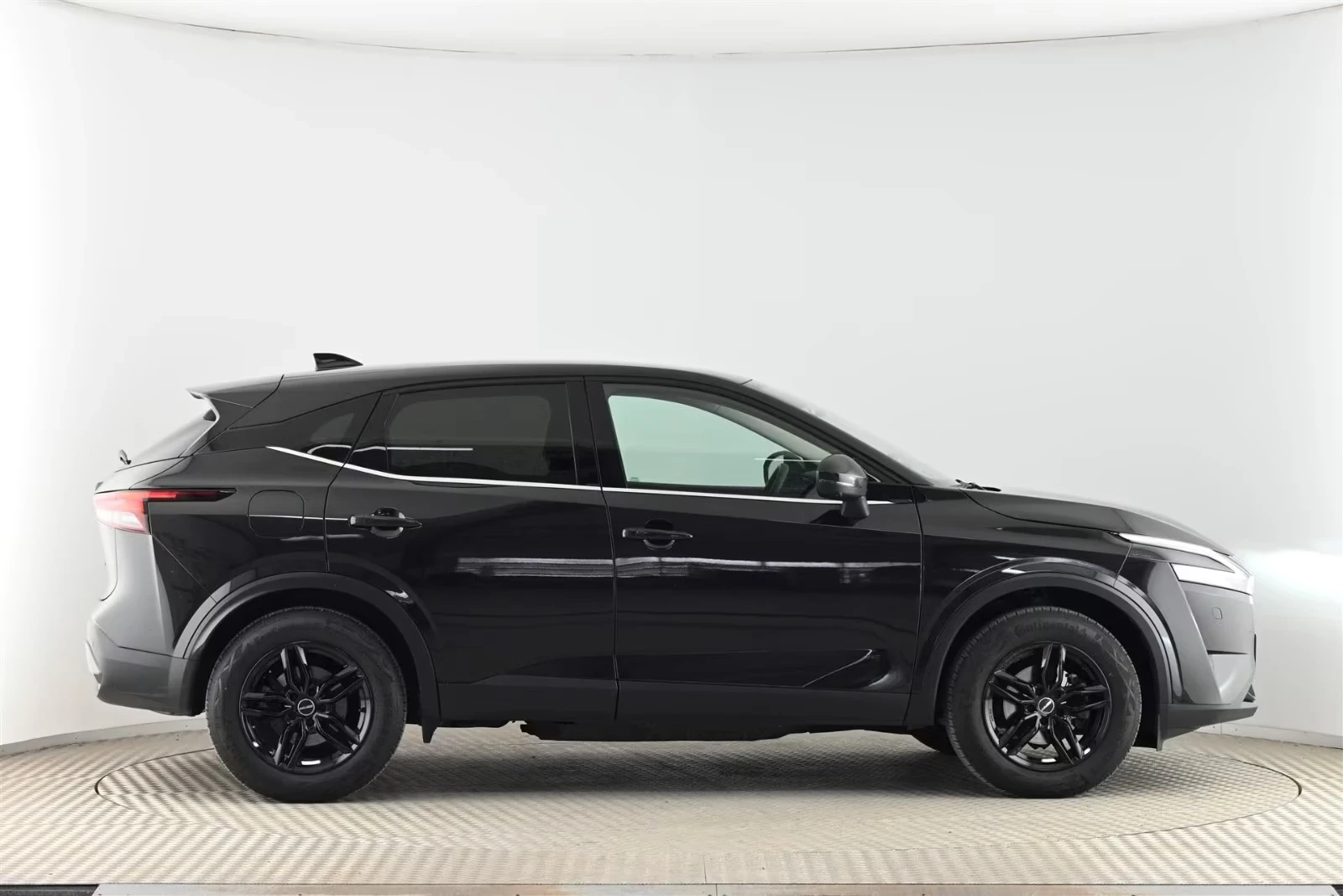 Nissan Qashqai N-Connecta 1, 3 Xtronic 158ps DK, снимка 8 - Автомобили и джипове - 54749447