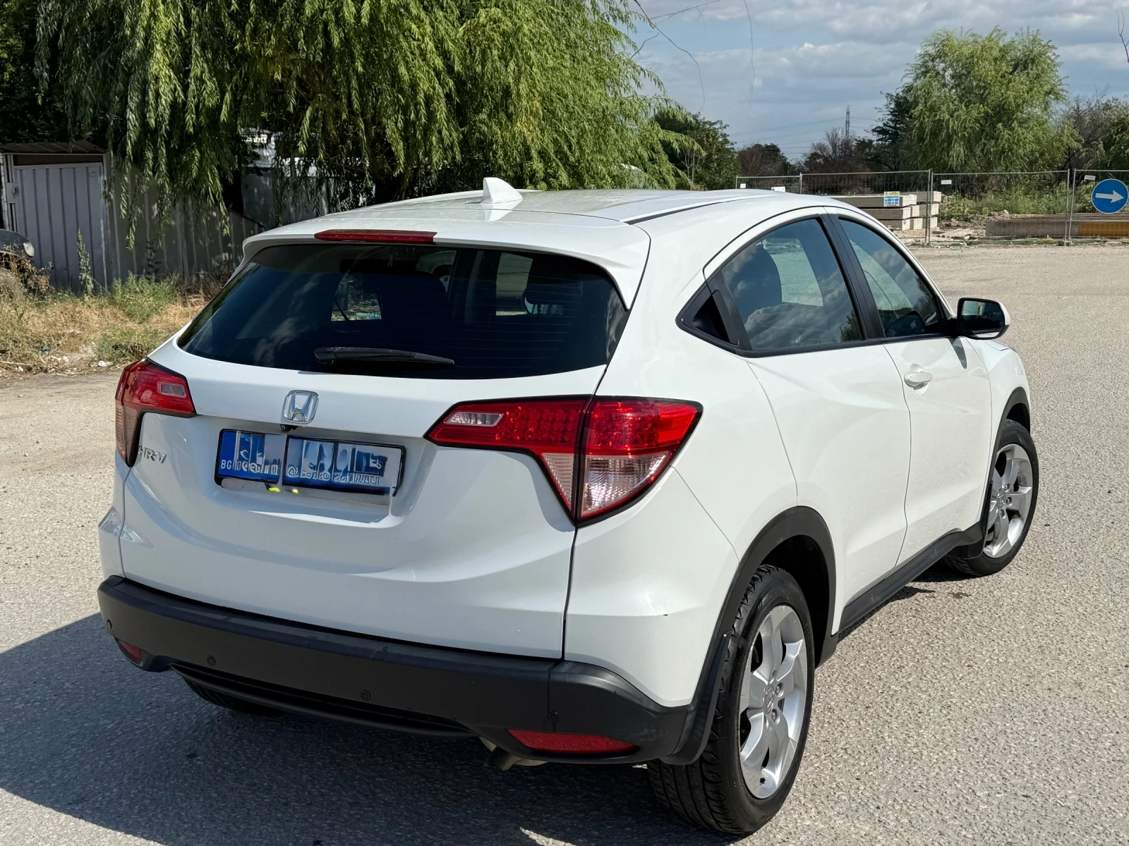 Honda Hr-v, снимка 5 - Автомобили и джипове - 55728585