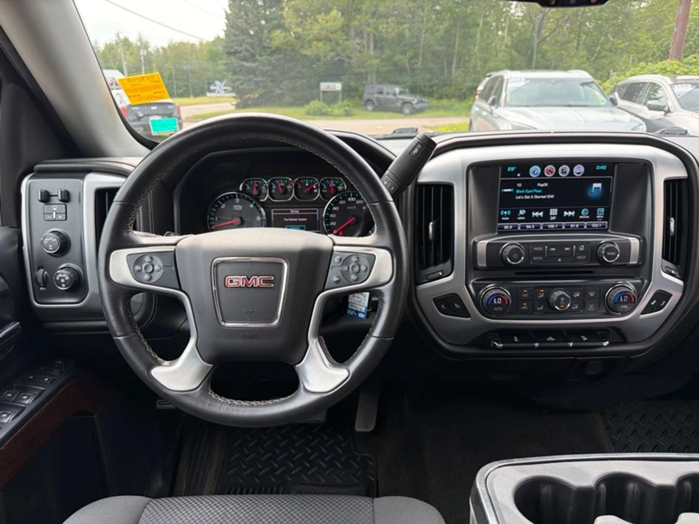 Gmc Sierra, снимка 14 - Автомобили и джипове - 56020294