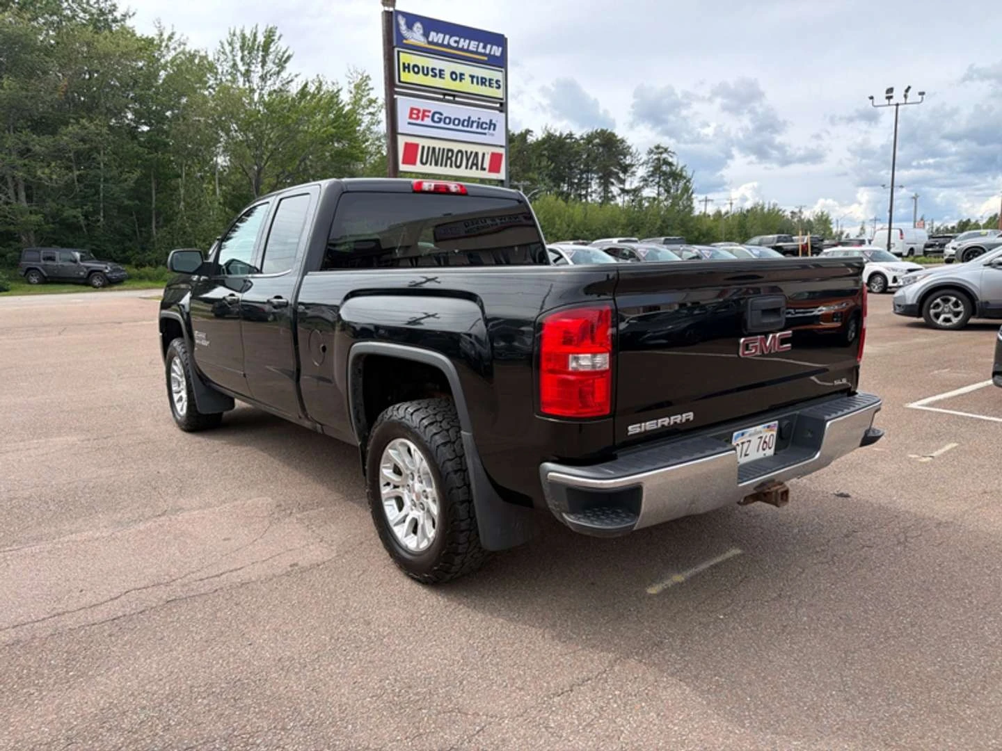 Gmc Sierra, снимка 7 - Автомобили и джипове - 56020294