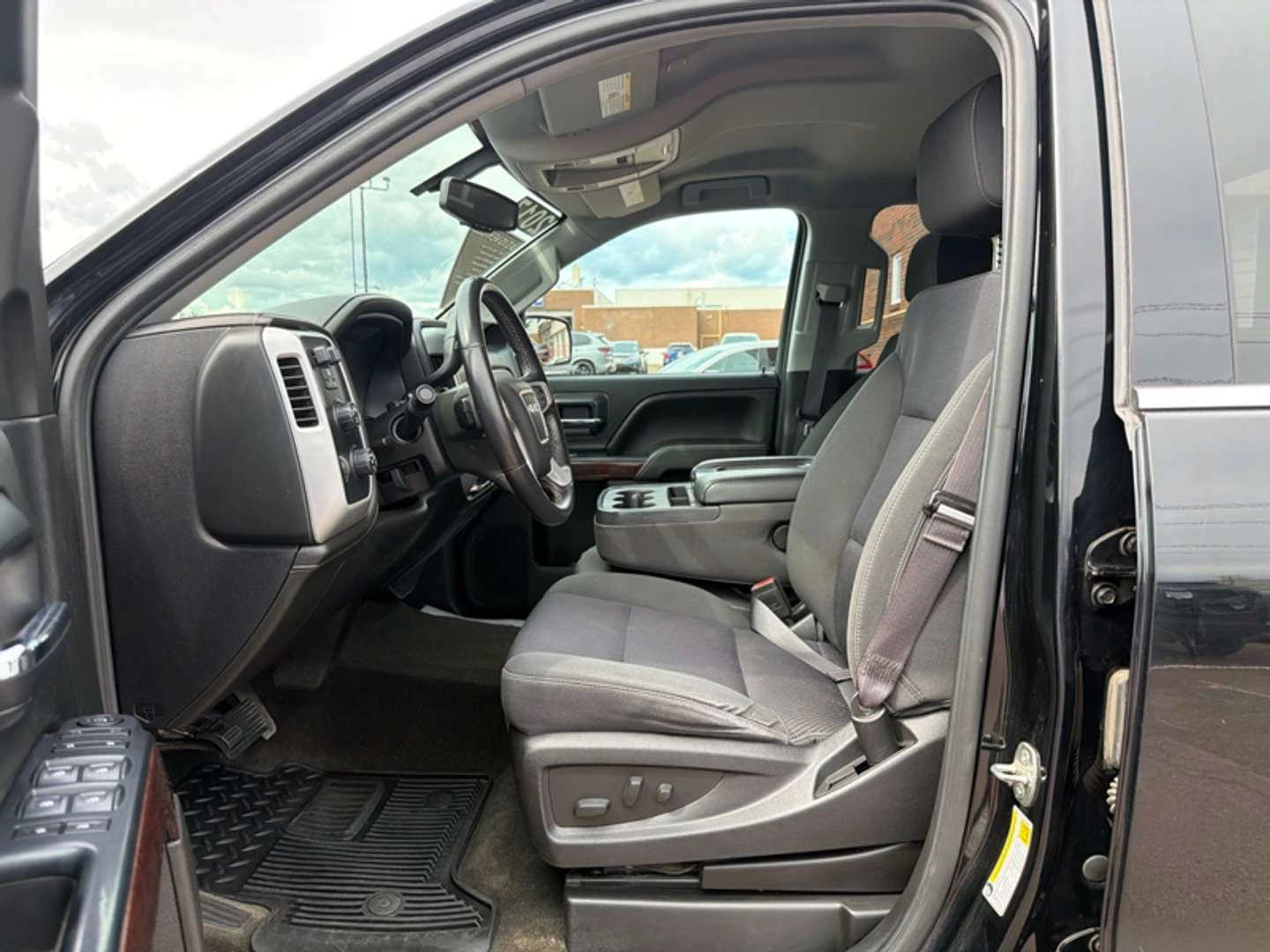 Gmc Sierra, снимка 11 - Автомобили и джипове - 56020294
