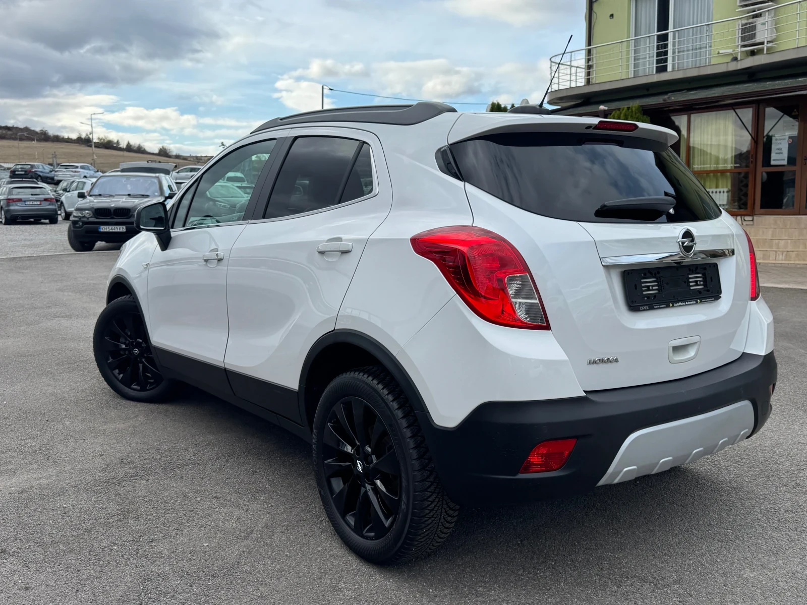 Opel Mokka 1.6i TOП АВТОМОБИЛ, снимка 3 - Автомобили и джипове - 56744290