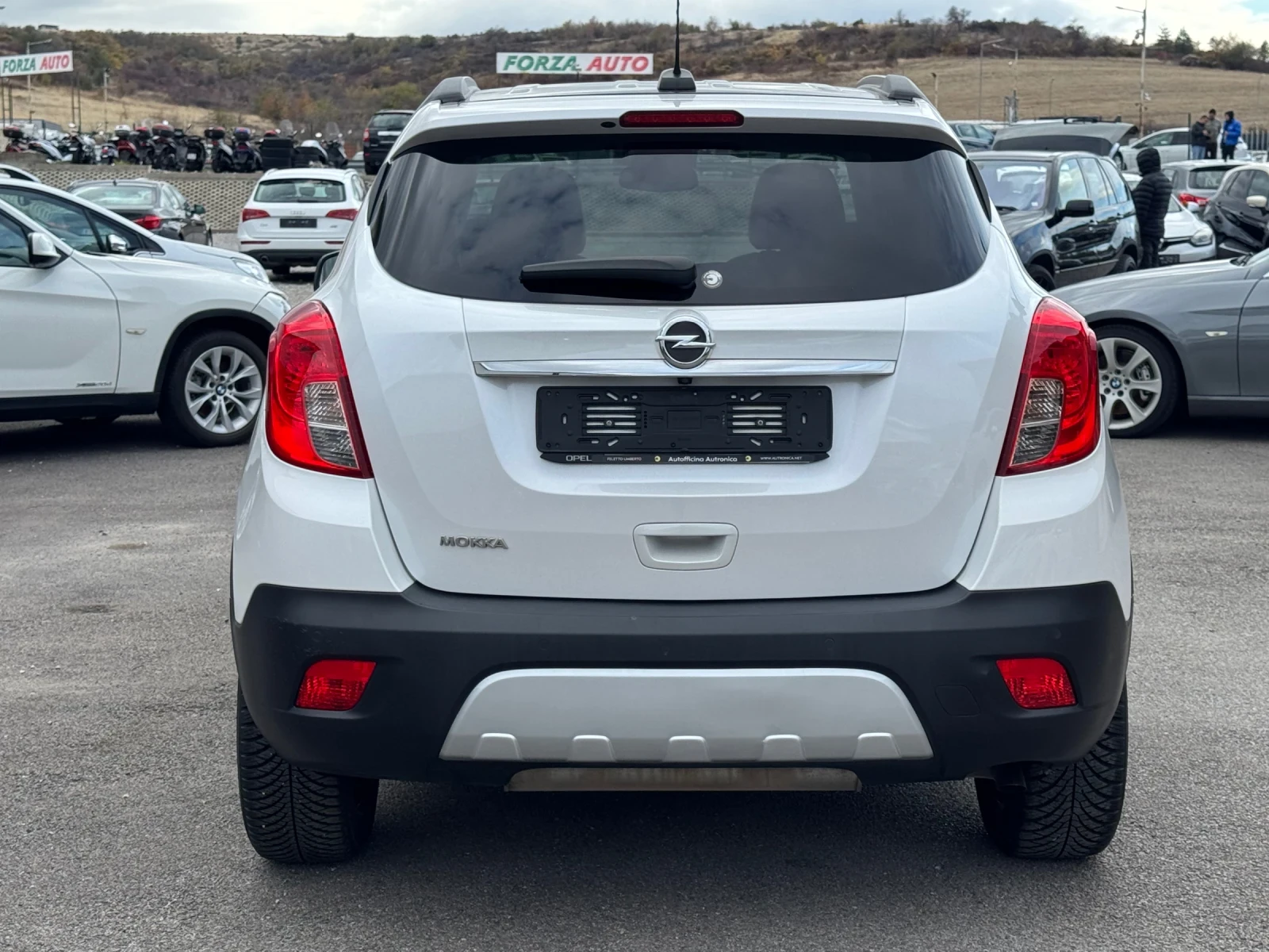 Opel Mokka 1.6i TOП АВТОМОБИЛ, снимка 5 - Автомобили и джипове - 56744290