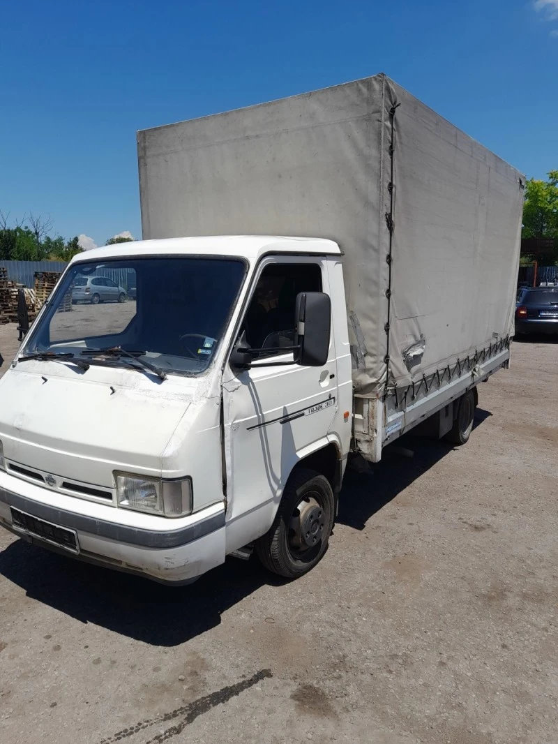 Nissan Trade, снимка 2 - Бусове и автобуси - 47438951