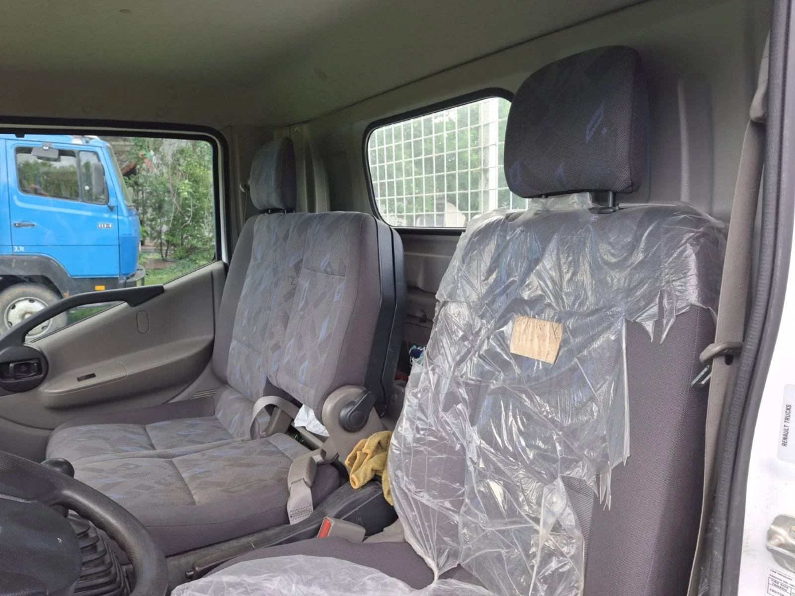 Renault Maxity, снимка 12 - Бусове и автобуси - 54748366