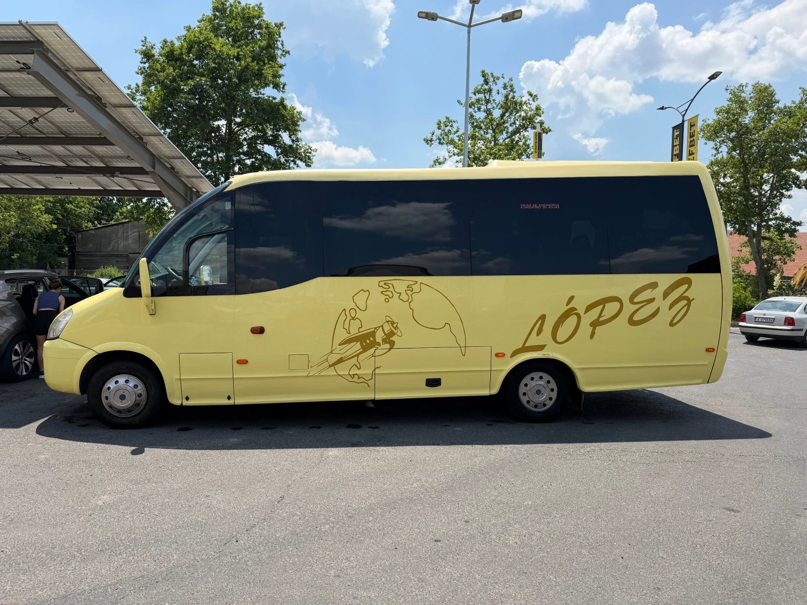 Iveco Daily 65C 29 mesta stiklopaket klima , снимка 6 - Бусове и автобуси - 55065382
