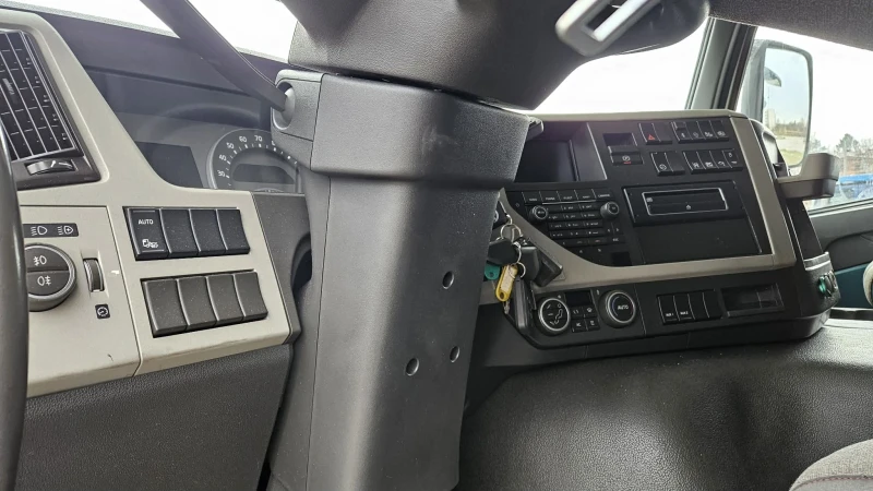 Volvo Fm Fm 13. 420 , снимка 8 - Камиони - 52654077