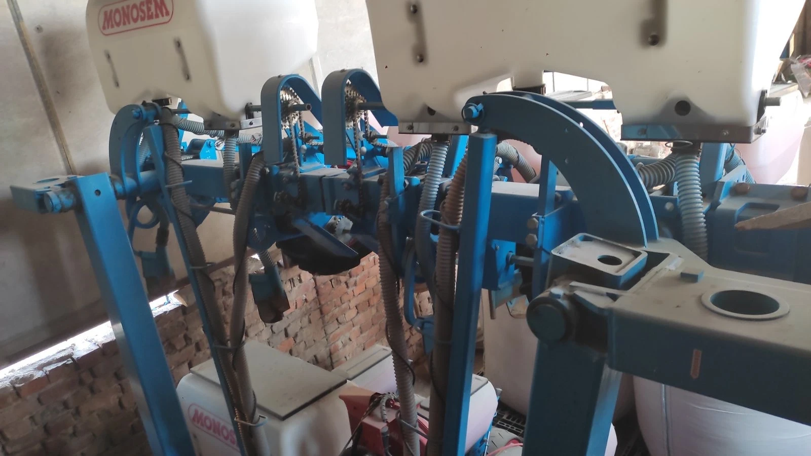 Сеялка Monosem 8, снимка 6 - Селскостопанска техника - 53776949